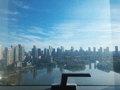 -天津梅江中心皇冠假日酒店