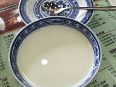 -赵记传承特色牛奶甜品(泉城广场店)
