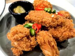 韩式甜辣炸鸡翅-魏斯理汉堡(西安沣东吾悦店)