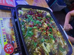 -八条友鲜货烧烤·脆皮烤鱼(石岩旗舰店)