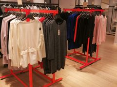 -COS(月星环球港店)