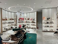 -BeLLE 百丽(凯德闵行商业中心店)