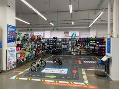 -迪卡侬(西华店)