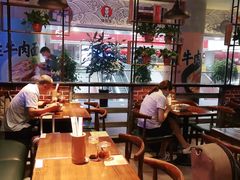 大堂-李先生牛肉面大王(济南火车站候车室店)