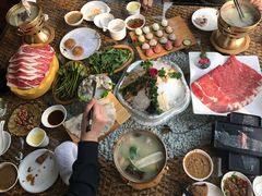 -慢丽江·云南野生菌土鸡锅(西山店)