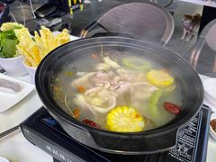 -野迹·石橄榄鸡·烧烤(新洲店)