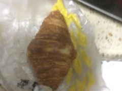 黄油牛角-味多美蛋糕(苏州街地铁店)