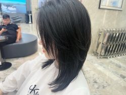 -AKOZO Beauty Salon