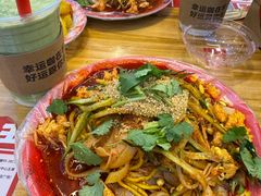 -奎屯友好时尚购物中心