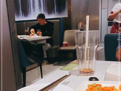 -海底捞火锅(长宁路龙之梦店)
