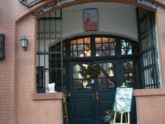 android_upload_pic-良友书坊(安徽路店)
