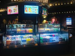 -CGV影城(滨江天街IMAX店)