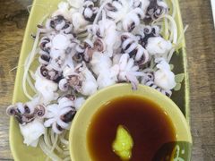 芥末白灼八爪鱼-贞姨美食·老字号海鲜大排档