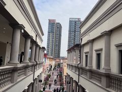 -佛罗伦萨小镇广佛名品奥特莱斯(疏港路店)