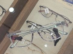 -一代眼镜·蔡司配镜(浦东大拇指广场店)