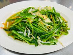 -明记烧鱼美味店