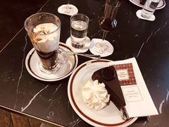 -Cafe Sacher(WIEN)