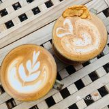 OOTD｜当冬天的咖啡☕️与克莱因蓝相遇⋯