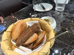 -LESCEDARS Brasserie Bistro香柏树