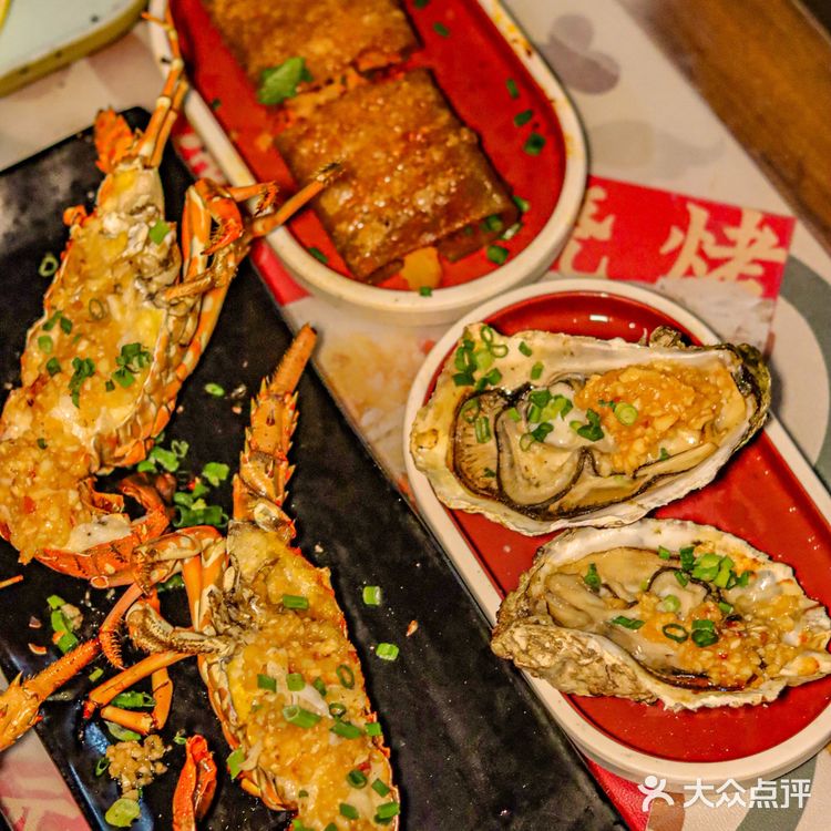 厦门海鲜烧烤C位🔥当然是炭烤小青龙