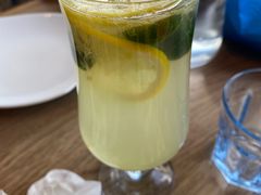 -必胜客(新中纬店)