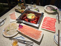 -二荆条·蜀鲜汇城市森林火锅