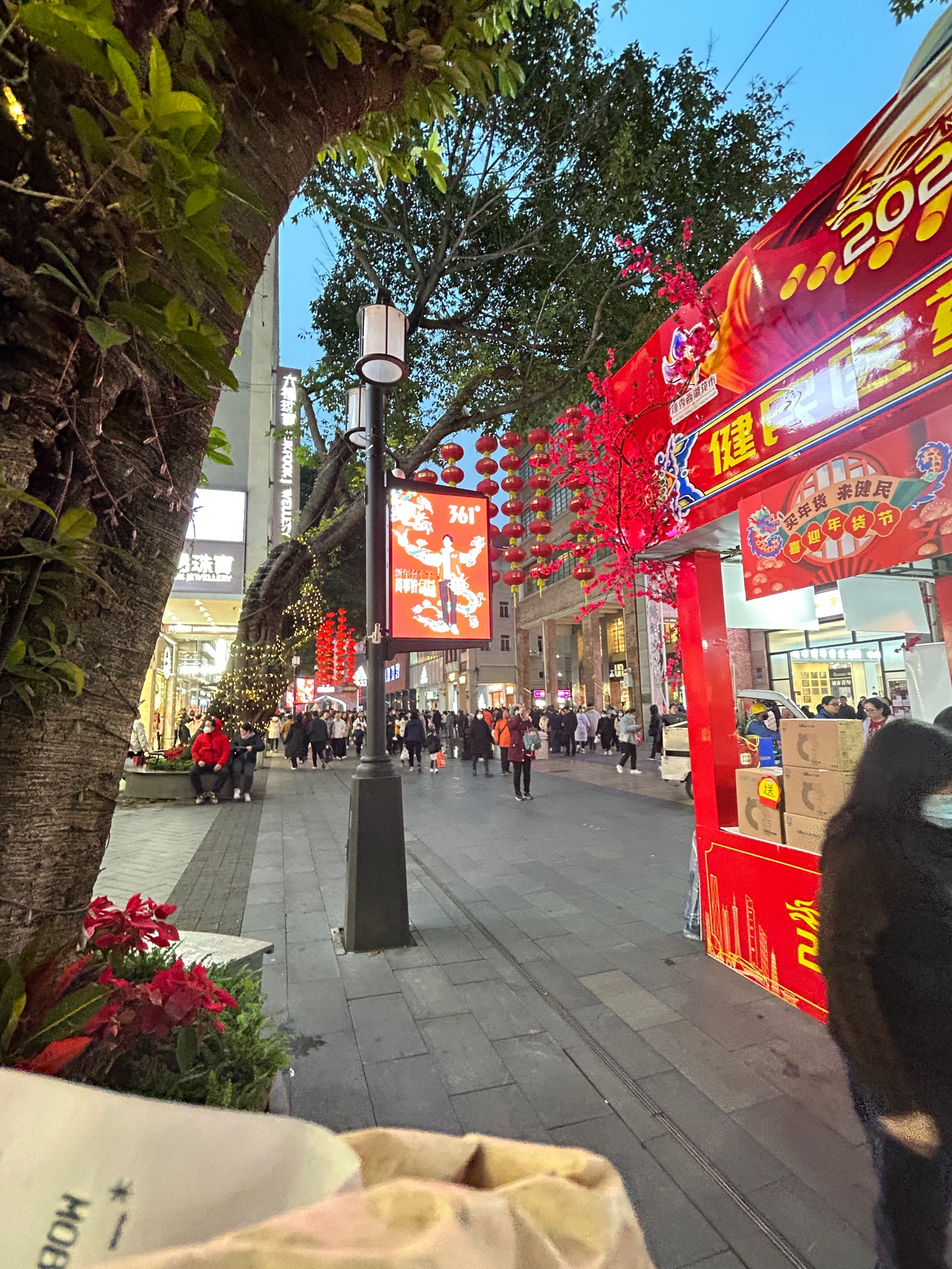 广州夜晚街道图片图片