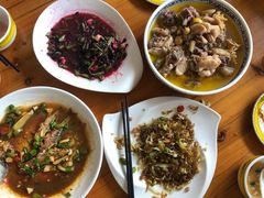 -领鲜土菜馆