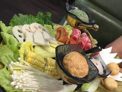 泰国海鲜火锅-青柠记忆泰式海鲜火锅(合生汇购物中心店)