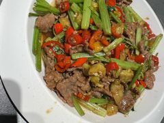 爆炒黄牛肉-佬太公海鸭·海鲜大排档(上海总店)