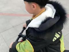 -八爪矩阵极限运动馆·儿童平衡车·感统训练(南海子公园校区)