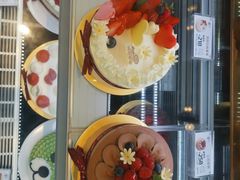 -花花卷卷·鲜食蛋糕(静安久光百货店)