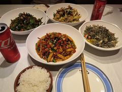 -俏湘厨•地道湘菜(建华南路店)