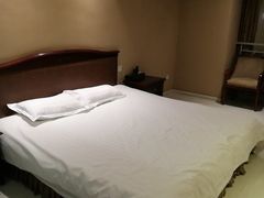 -如家旗下-成都蜀汉东路一品天下地铁站睿柏·云酒店