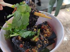 -黑色经典臭豆腐·湖南特产(步行街店)