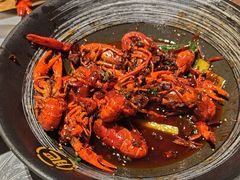 -肥肥虾庄·金牌油焖大虾(杨园滨江时代walk店)