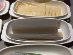 -海底捞火锅(金山百联店)