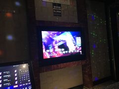 -乐翻天量贩式KTV(淞发路店)