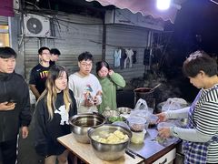 -无名氏宵夜小摊(祝家三姐妹馄饨店)