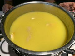 招牌花胶鸡煲汤底-最品火锅