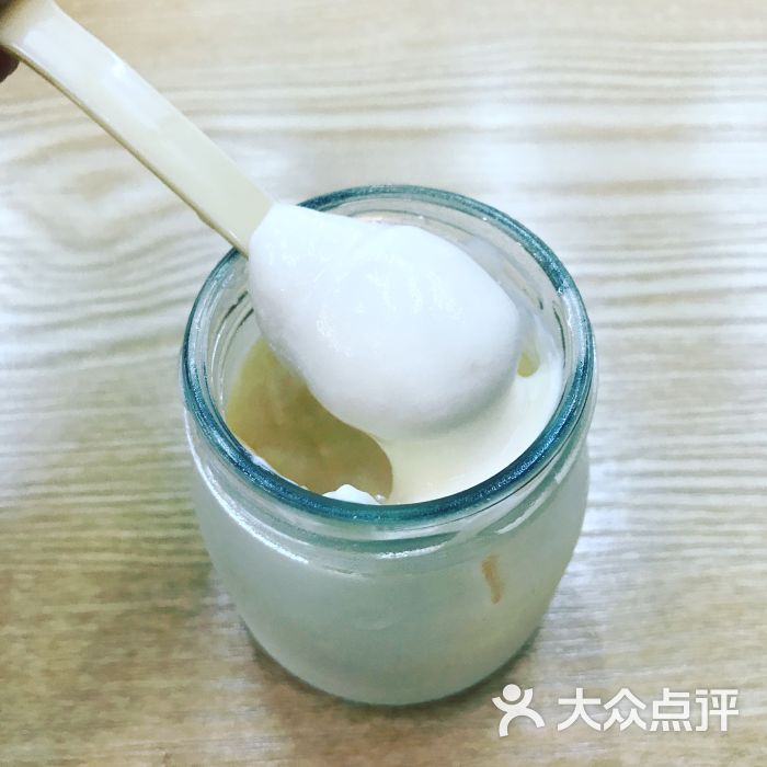 吾烧不二酸奶图片 - 第1张