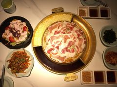 -猪啊牛呀羊啊铜盘烤肉(正大广场店)