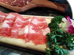 -热火朝天鲜切牛肉火锅(南强街巷店)