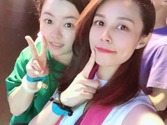 -嘿哟动霸CHUA·新潮玩运动娱乐中心·蹦床滑冰团建乐园