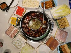 -蛙两只美蛙鱼头火锅(恒茂店)