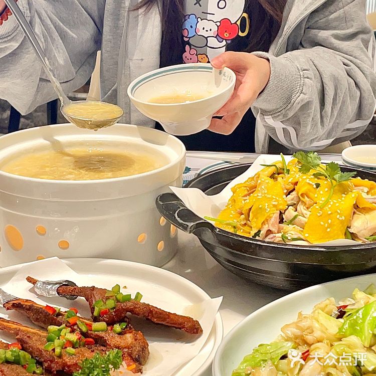 三溪街坊吃饭喝茶都直奔这家粤菜！好吃不贵！ 