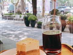 -Peet's Coffee皮爷咖啡(新天地黑标店)