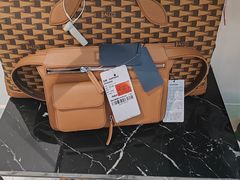 -唯品会(北京国瑞城店)