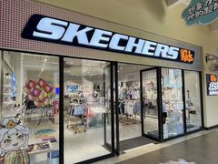 -王府井奥莱临潼小镇(临潼店)