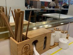 -李与白包子铺(桐梓林店)